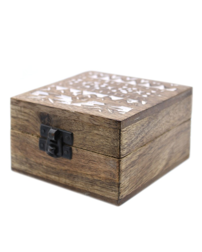 Caja de Madera Blanca - 4x4  Diseño Eslavo